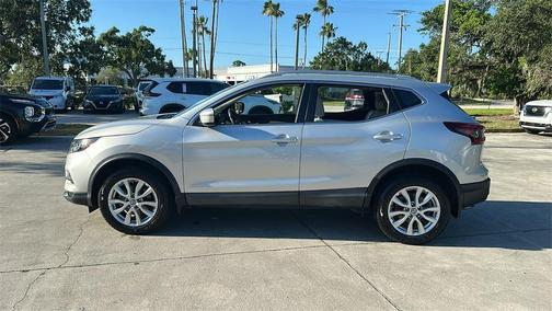 2020 Nissan Rogue Sport SV