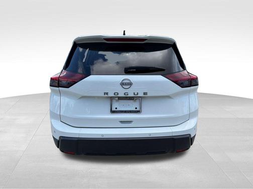 Glacier White 2024 Nissan Rogue S