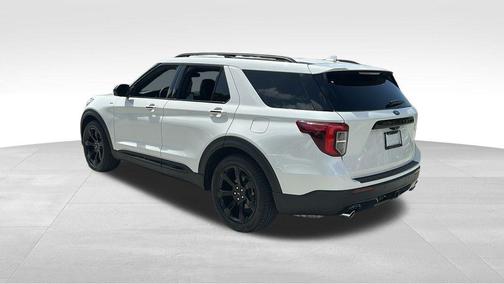 2024 Ford Explorer ST-Line