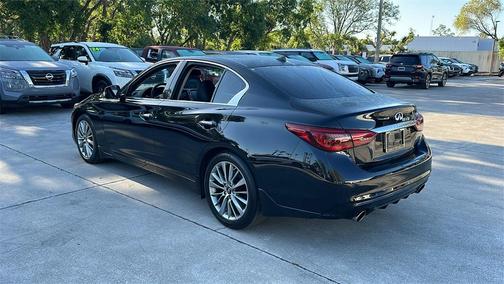 2022 INFINITI Q50 LUXE