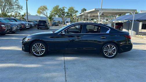 2022 INFINITI Q50 LUXE
