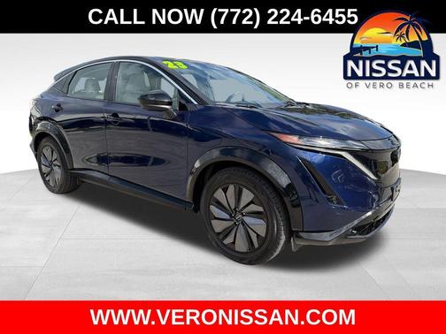 2 Tone Blue / Black Roof 2023 Nissan ARIYA EVOLVE+