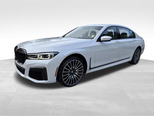 2021 BMW 750 i xDrive