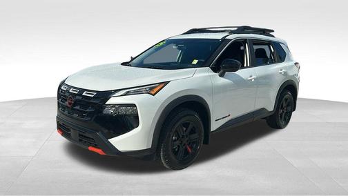 2025 Nissan Rogue Rock Creek