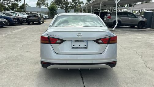 2022 Nissan Altima 2.5 SV