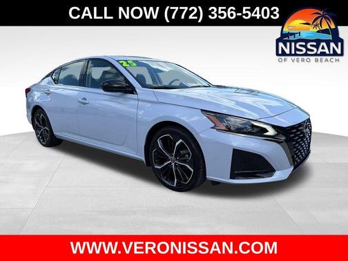Gray Sky Pearl 2025 Nissan Altima SR