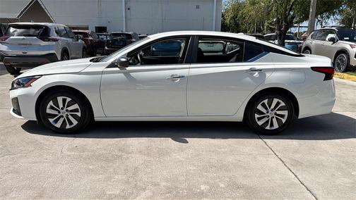 2025 Nissan Altima S