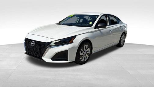 2025 Nissan Altima S