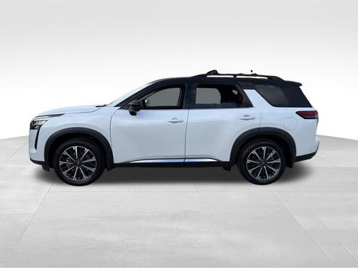 White / Black 2026 Nissan Pathfinder Platinum