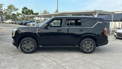 2025 Nissan Armada Platinum