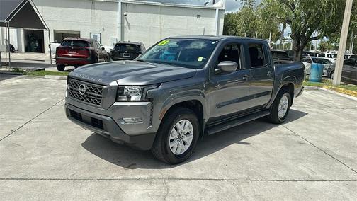 2023 Nissan Frontier SV
