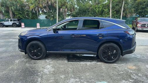 2025 Nissan Murano SV