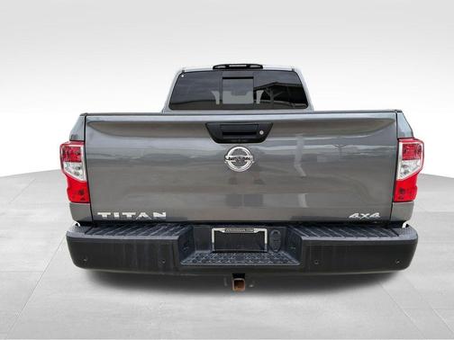Gun Metallic 2021 Nissan Titan S