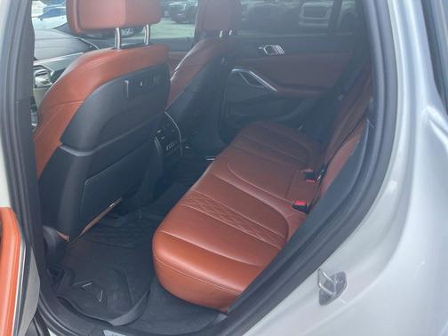 Alpine White 2023 BMW X6 xDrive40i