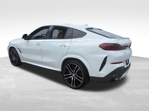 Alpine White 2023 BMW X6 xDrive40i
