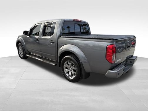 2021 Nissan Frontier SV