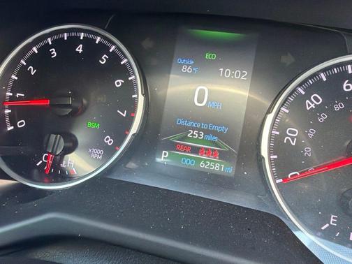 Pearl 2021 Toyota RAV4 XLE Premium