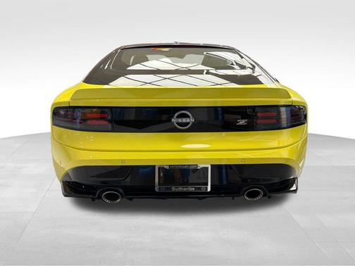 2 Tone Yellow 2023 Nissan Z Proto Spec