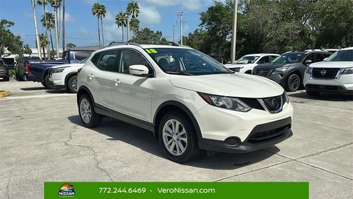 2018 Nissan Rogue Sport SV