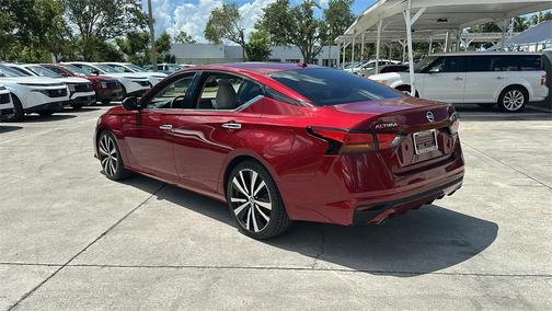 2019 Nissan Altima 2.5 Platinum