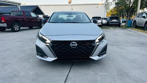 2025 Nissan Altima SR
