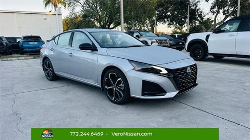 2025 Nissan Altima SR
