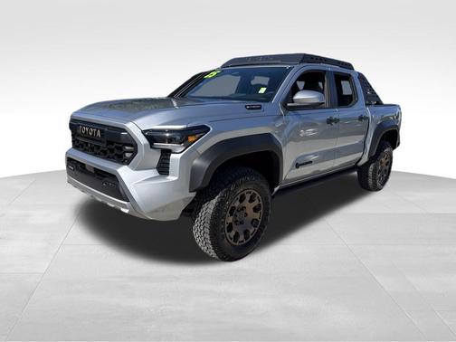 2025 Toyota Tacoma Hybrid TRAILHUNTER