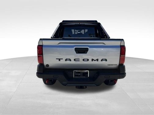 2025 Toyota Tacoma Hybrid TRAILHUNTER