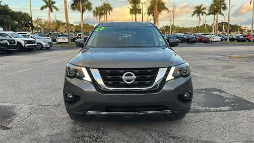 2020 Nissan Pathfinder SV