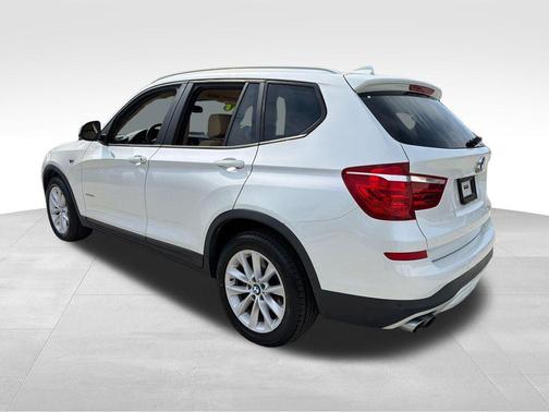 White Metallic 2017 BMW X3 xDrive28i