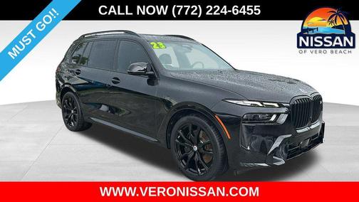 2023 BMW X7 M60i