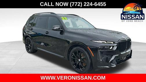 2023 BMW X7 M60i