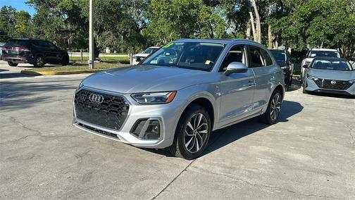 2023 Audi Q5 45 S line Premium Plus