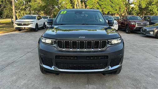 2022 Jeep Grand Cherokee L Laredo