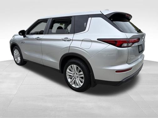 2025 Mitsubishi Outlander PHEV ES FLEET