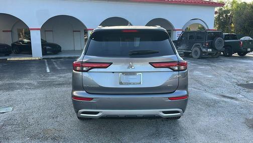 2023 Mitsubishi Outlander SEL