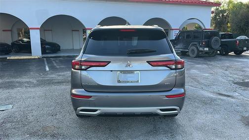 2023 Mitsubishi Outlander SEL
