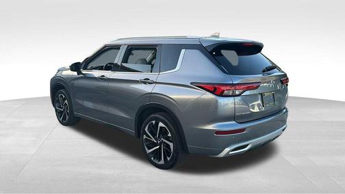 2023 Mitsubishi Outlander SEL