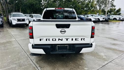 2026 Nissan Frontier SV