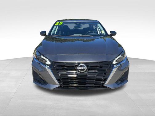 Gun Metallic 2025 Nissan Altima S