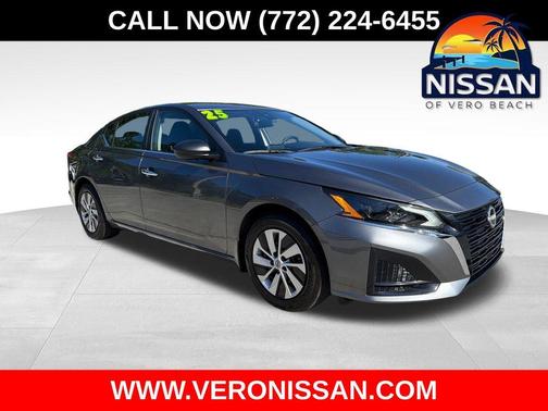 Gun Metallic 2025 Nissan Altima S