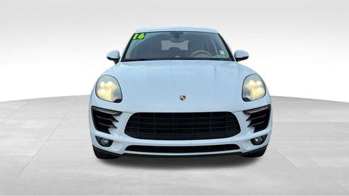 2016 Porsche Macan S