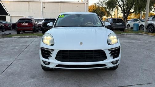 2016 Porsche Macan S