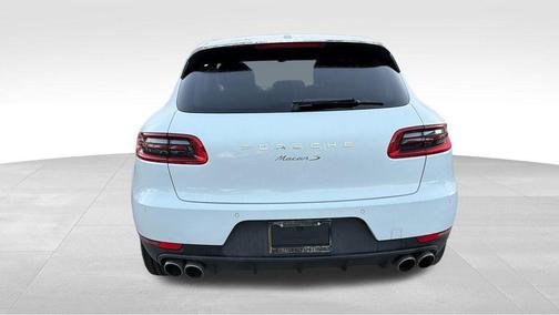 2016 Porsche Macan S