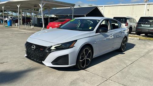 2023 Nissan Altima 2.5 SR