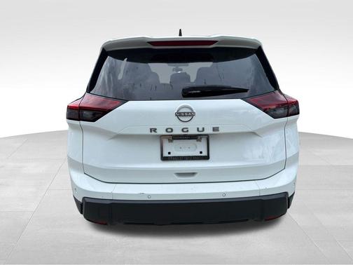 Glacier White 2024 Nissan Rogue S