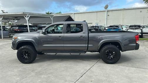 2017 Toyota Tacoma SR5
