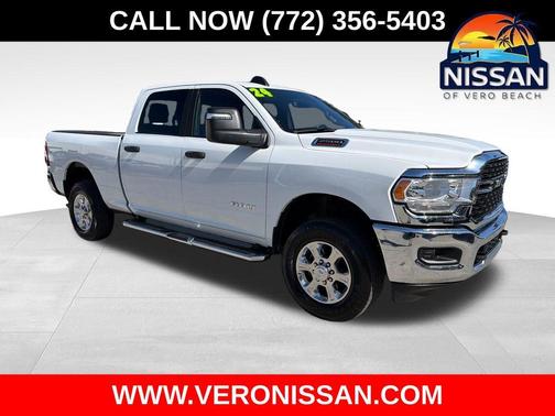 Bright White Clearcoat 2024 RAM 2500 Big Horn