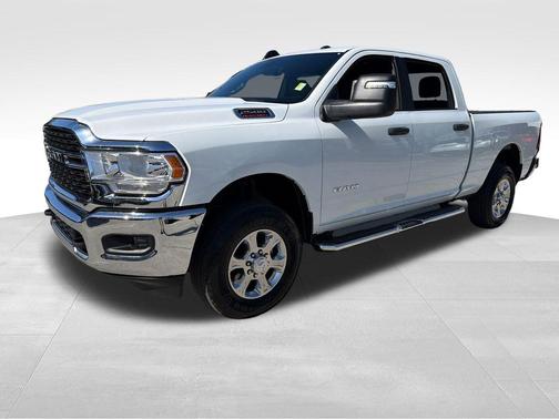 Bright White Clearcoat 2024 RAM 2500 Big Horn