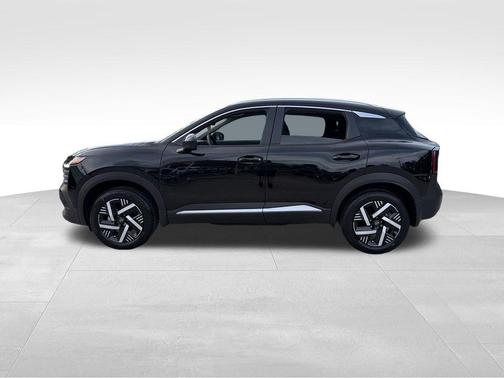 Super Black 2026 Nissan Kicks SV